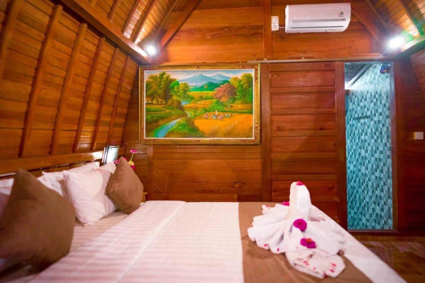 The Peace Arta Bungalow Batununggul Dış mekan fotoğraf
