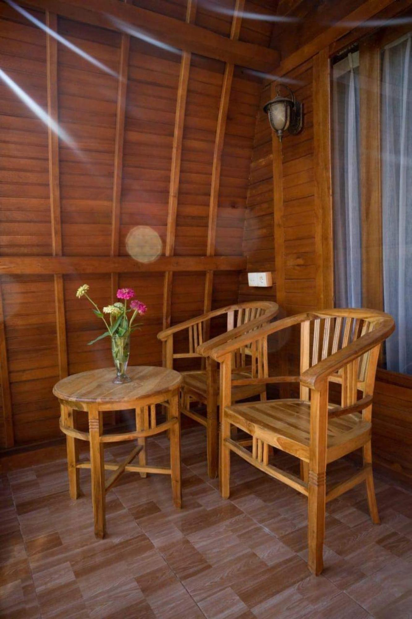 The Peace Arta Bungalow Batununggul Dış mekan fotoğraf